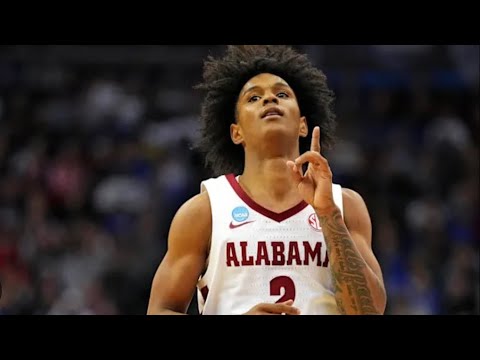 Is Aden Holloway the best guard in the country?