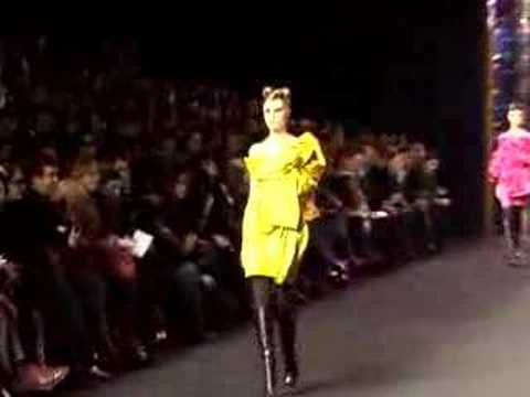 WRAP PARIS FASHION WEEK FALL 2008