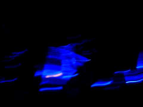 [Fancam] KIMCHI Super Junior waving goodbye and Sapphire Blue Ocean.3GP