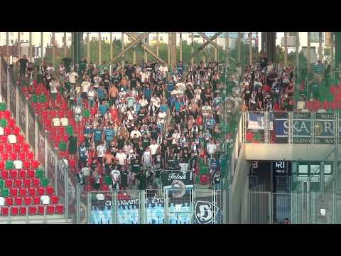 KIBICE ZAGŁĘBIA I HUTNIKA "POZDRAWIAJĄ" WISŁĘ KRAKÓW #ZAGŁĘBIESOSNOWIEC #HUTNIKKRAKÓW #WISŁAKRAKÓW