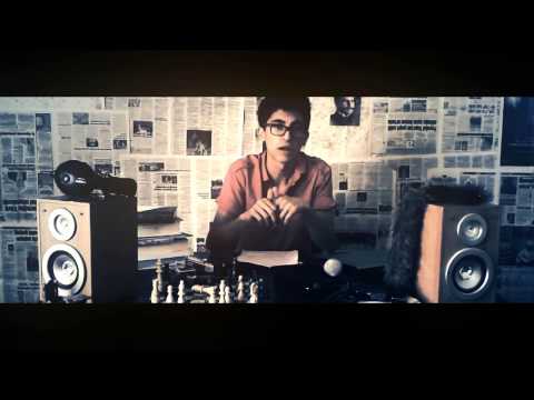 Tarık Aksa - Ucuz Mikrofon (Klip)