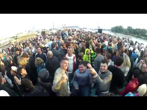 Marco Carola plays Dodi Palese - Southern Sun (Nicco Remix) @ PollerWiesen Boat, Cologne 2012