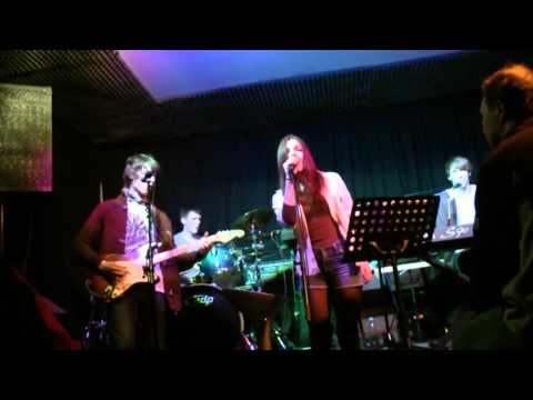 District 14 - Intro + She Can live @ Proberaum