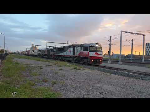 SCT SCT011 CSR019 4MB9 train Sunshine