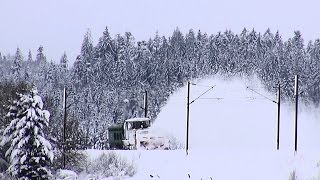 preview picture of video 'Le CN3 sur la Bosse - Snowplow train between Andelot and Frasne'