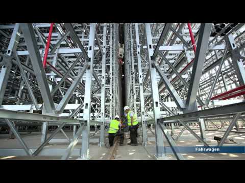 KNV Logistik in Erfurt: Montage der Regalbediengeräte