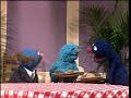 Sesame Street Show 3061 Waiter Grover Finally A New Waiter 1993