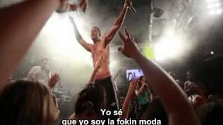 Calle 13 - La fokin moda ( Con letra y Subtitulado al español )