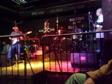 ANTHIMOS APOSTOLIS - GARY HUSBAND - ETIENNE MBAPPE   w  KULTOWYM  KLUBIE   "ZERO" - 1 czerwiec 2011