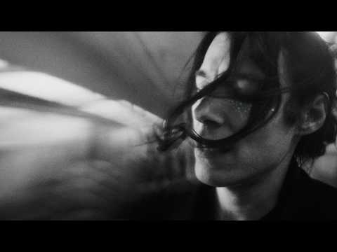 YOUBET - GROUND KISS