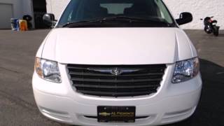 preview picture of video '2006 Chrysler Town & Country SWB East Dundee Elgin, IL #K3227'