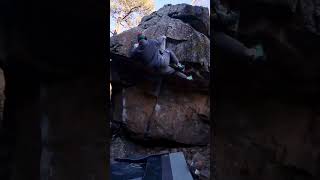 Video thumbnail of Pebble Cup, V7. Roy