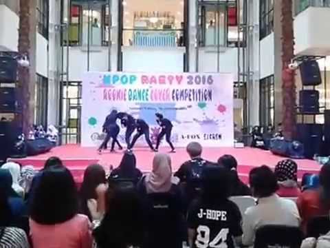 VIXSTAR - Intro + VooDoo Doll (Debut Stage at TangCity Mall) (9100116)