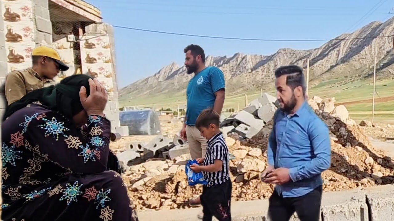 The Sufferings of Hossein and Soraya to the Heavy Shadow of Hojjat: A Story of Love and Separation