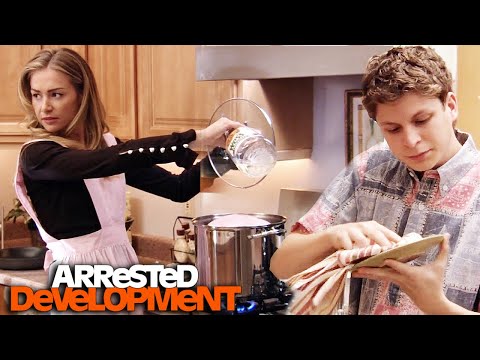 Lindsay Makes Hot Ham Water & George Michael Has The OC Disorder - Arrested Development