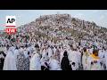 Hajj 2026 LIVE Muslims Pray At Mount Arafat On Most Sacred Day Of Pilgrimage