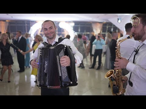 Kolo na svadbi Ljube Perucice