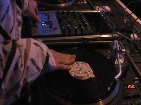 Netik & Getback freestyle @ IDA WORLD FINALS 2009 (part 1)