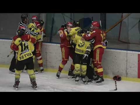 13.kolo šarvátka Grayson Downing - Michal Hlinka