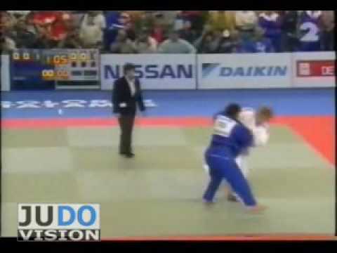 JUDO 1997 European Championships: Cindy Sneevliet (NED) - Celine Lebrun (FRA)