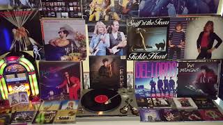 Only the young 💘 Scandal. Patty Smith