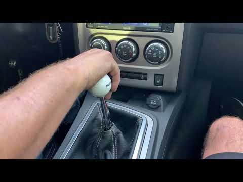 Corner and Cruise | 2011 Dodge Challenger SRT8 392 6-Sp Manual | Collector Car Canada Lot 208