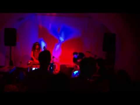 Trouble vs Glue | loco's bar rovereto | 04 sett 2013