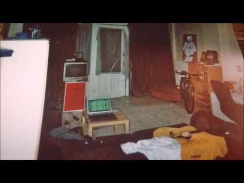 Kloothommel  - Red Canape