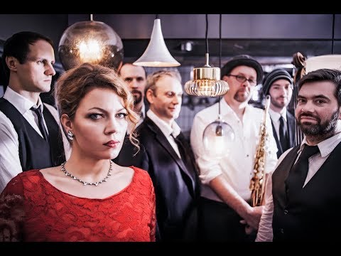 JoJo Effect / Stranded