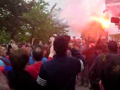 Palace Protest 31/05/10 - Holmesdale Fanatics arrive