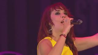 ZAZ -A París  -   La Romance De París - Comme ci comme ça -a cappella ZAZ ET  choristes