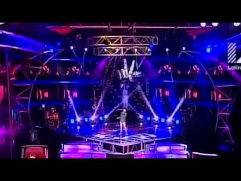 THE VOICE KIDS PERU 20 01 15 D ANGELO PEREZ SURPRISES WITH LIVE WELL IS to DIE OF LOVE