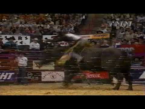 Mike White vs Black Magic - 99 PBR Finals (87 pts)