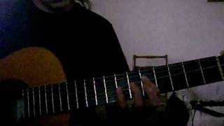 estoy sentado en mi cama