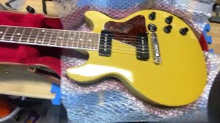 Video thumbnail for Gibson Les Paul Special Double Cutaway T.V. YELLOW GUITAR UNBOXED + Clean Up and Playing Demos by Play and Trade Guitars