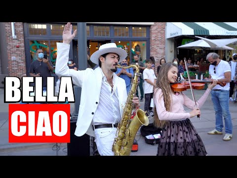 BELLA CIAO - Crazy Street Performance | Daniele Vitale & Karolina Protsenko | Sax e Violin