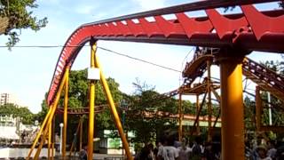 preview picture of video 'としまえんミニサイクロン: Amusement Machine Mini Cyclone, Attraction at Toshimaen Park'