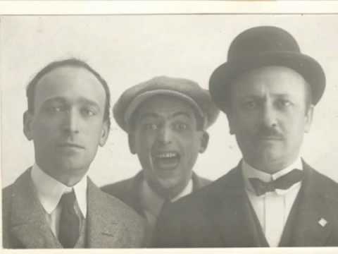 Yolanda Be Cool vs DCUP - We No Speak Americano (ft Sarah Prugger)