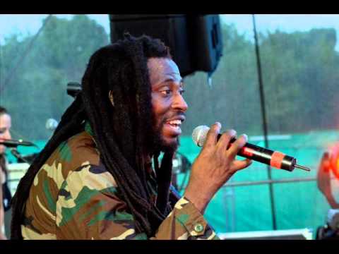 Ghettoman Ft Roe Delgado - Sing a Reggae