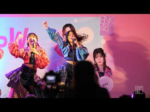 200830 BNK48 Kate - Heavy Rotation @ Road Show Pattaya [Fancam 4K60p]