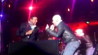 Parte de Este Juego  ( Luis Enrique y Gianmarco )