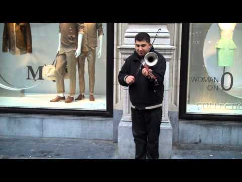 Street Musician in Belgium with Violin fusion instrument