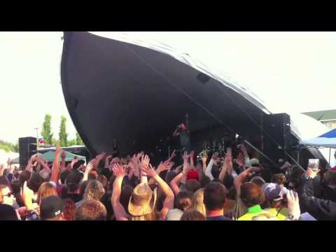 Michael Franti & Spearhead - Moose's Tooth, Anchorage, AK