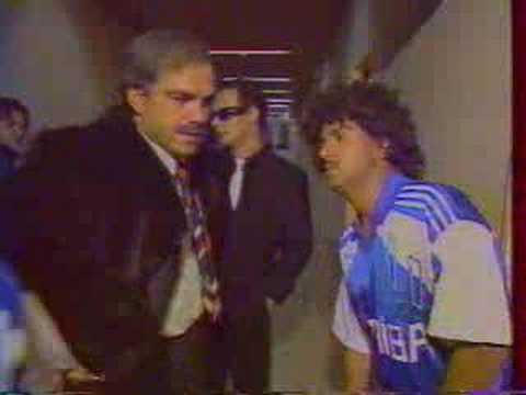 Les Inconnus - Le président de club (L'entraineur)