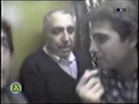 Jose Maria Listorti y Diego Perez tirandose pedos en ascensor