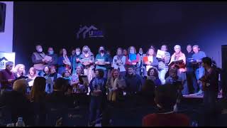 La Niña de Puerta Oscura