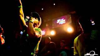 AVERY STORM- MOMENT 4 LIFE remix (ft. TRAY DUCE)