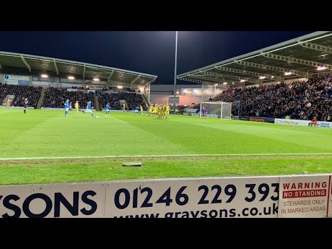 Chesterfield Fans vs Scunthorpe United + Jeff King Goal (01.01.2023)