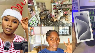 Sharon’s vlog : XMAS SALE | GOT A NEW PHONE | WORK!!!