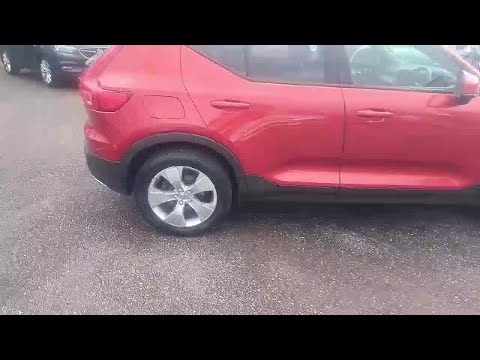 Volvo XC40 D4 AWD Momentum AT 5DR Auto (price Inc - Image 2